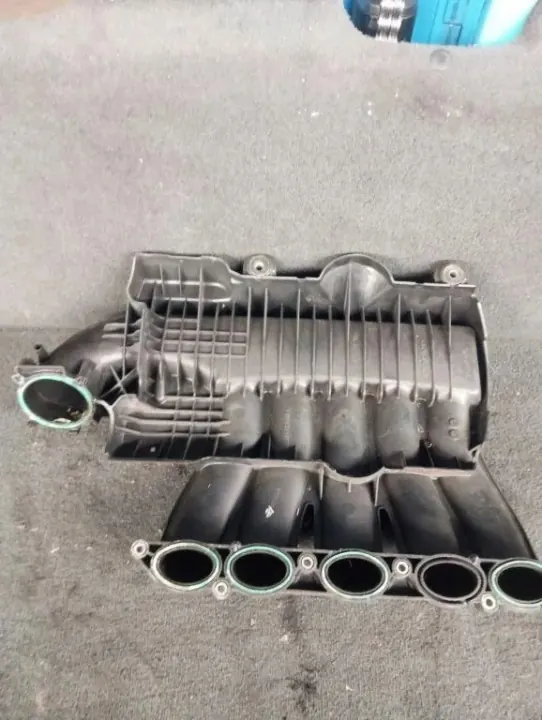 Colector de admisión OEM 30646518 para Volvo V50 2.4L image 5