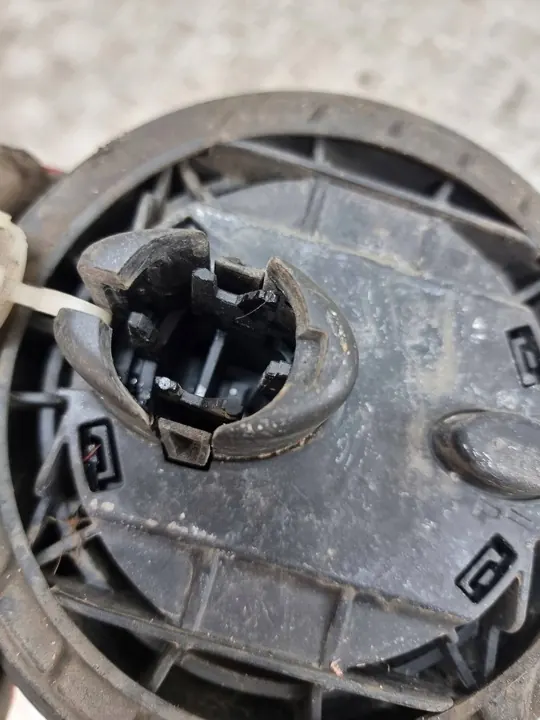 Audi Q7 4M 4M0616001P Sfera posteriore sinistra image 5