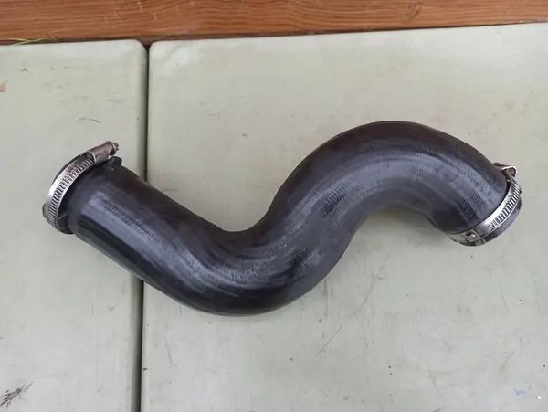 Manguera Intercooler 2.0 Audi A4 A5 8K0145737K image 2