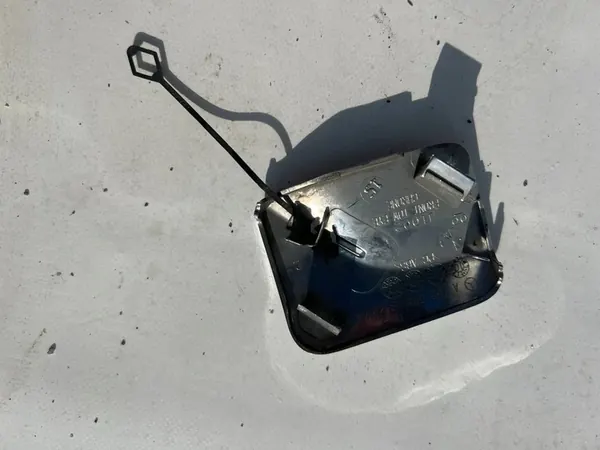 Tapa de parachoques delantera Mercedes ML AMG W166 A1668851823 image 3