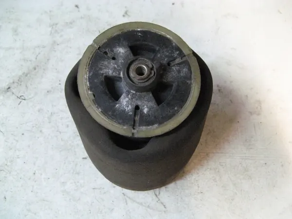 Taka oikea jousituspatja OEM 1095082 BMW 5 image 3
