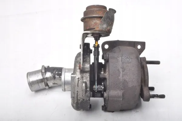 Turbocompresor Volvo V40 1.9 DI 115KM 8200110519 image 3