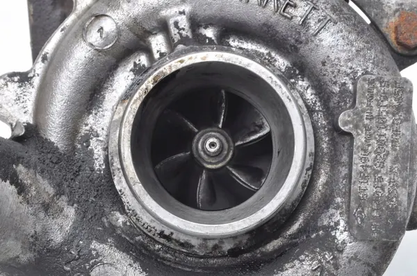 Turbocompresor Volvo V40 1.9 DI 115KM 8200110519 image 4