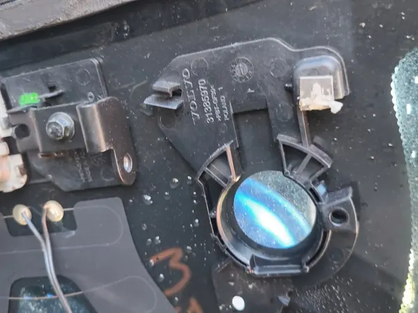 Volvo XC60 II etulasi OEM DOT617 M452 image 4