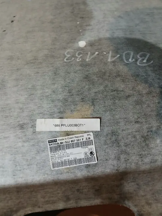 Teto Skoda Rapid OEM 5JJ867501F - Usado image 3
