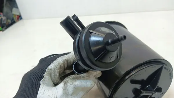 OEM K5T60871 hiilifiltteri Mitsubishi 3000GT VR-4:lle image 7