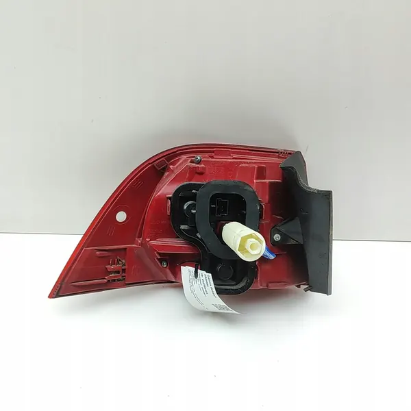 Luz trasera derecha VW TOUAREG 7P6945208 image 2