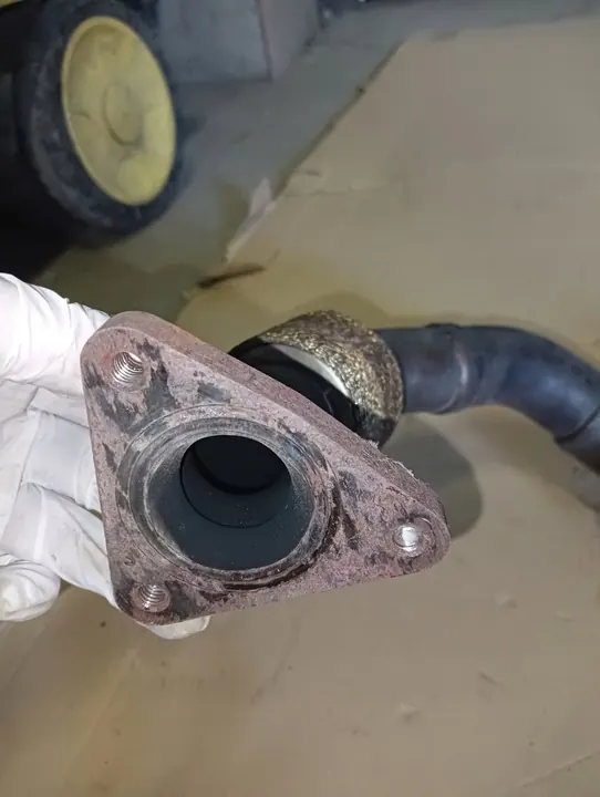 Coletor de escape Mercedes 350 CDI V6 image 4