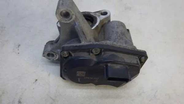 EGR-klep Trafic III Vivaro B 1.6 DCI 147100789R image 3