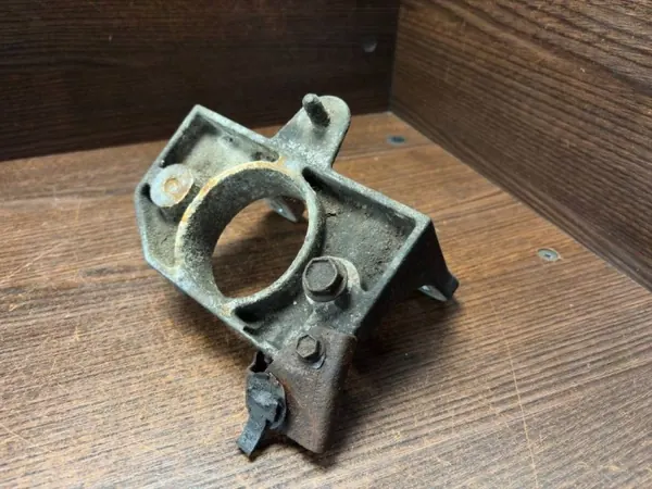 Support de boîte Opel Vivaro 2004 OEM 8200219372 image 5