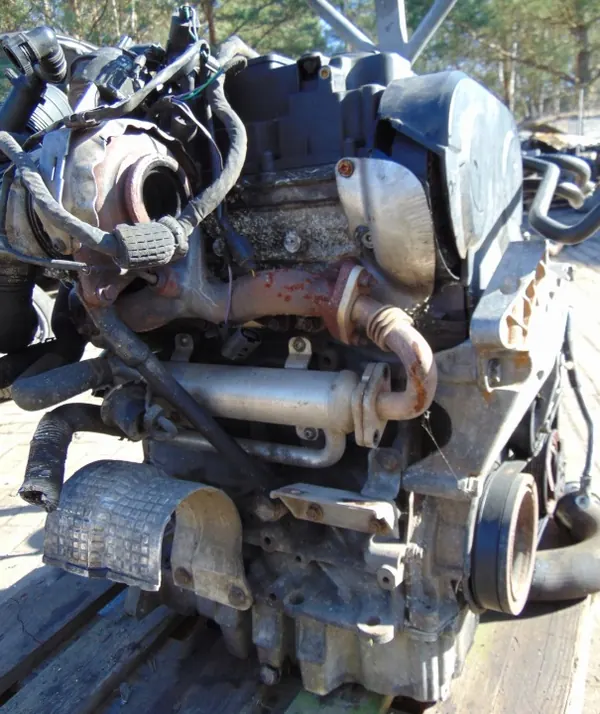 Motor VW Passat B6 2.0TDI usado OEM BMR image 6