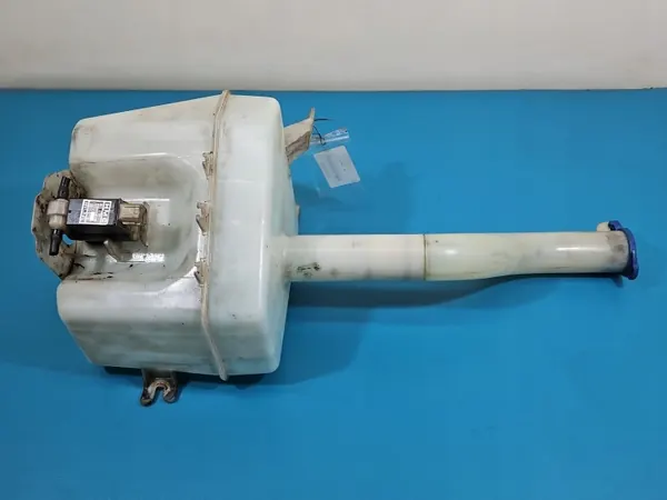 Pesunesteensäiliö OEM 98610-2E001 Hyundai Tucsonille image 5