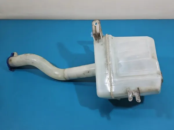 Pesunesteensäiliö OEM 98610-2E001 Hyundai Tucsonille image 7