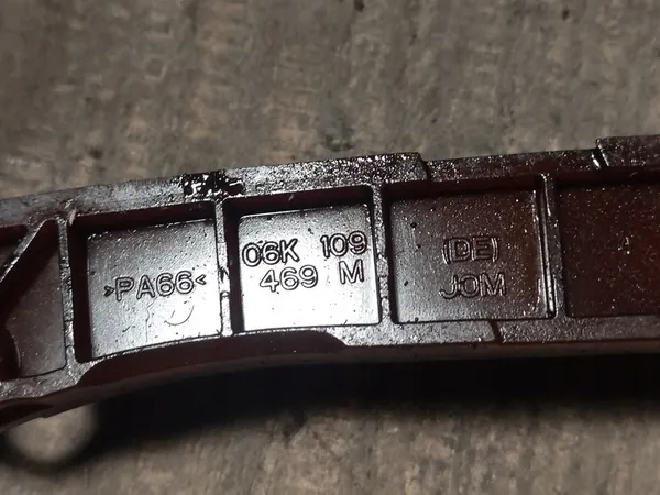 Volkswagen OE Timing Slide Rail Jetta image 7