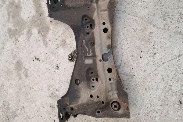 Slitte anteriori NISSAN NOTE (E11, NE11) 1.46L Diesel image 5