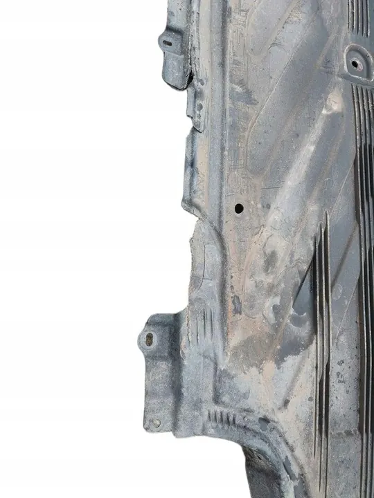 MERCEDES CLASE C W 205 PROTECCIÓN BAJO DERECHA A2056842000 image 6