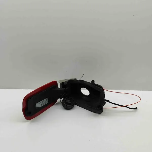 Polttoainesäiliön kansi OEM 8V4809906 Audi A3 Sportback image 6