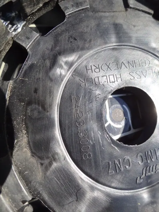 OEM 24233008 oikean peilin insertti Hyundai Elantralle image 3