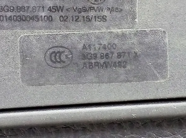 Gebrauchter Volkswagen OE Kofferraumrollo 3G9867871A image 7