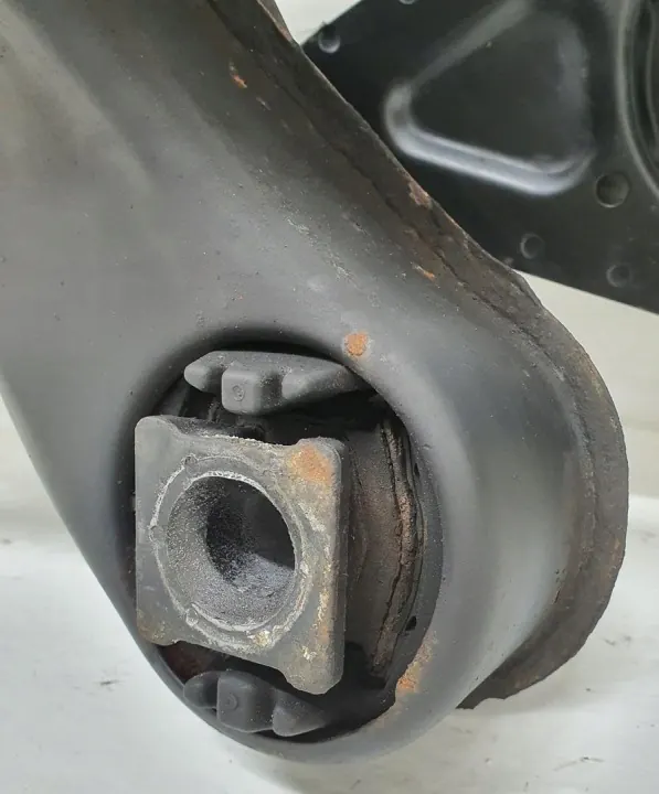 W209 Hinterachsschwinge - Gebrauchtes Mercedes-Benz OE image 6