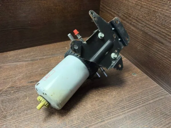 Soporte Filtro Combustible Ford Transit OEM 2C119176AA image 4