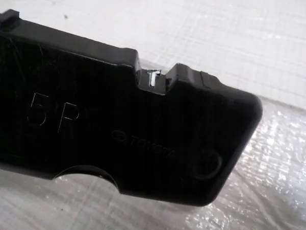 OEM 52115-02360 Fram Höger Stötfångarglidare Toyota Corolla image 4