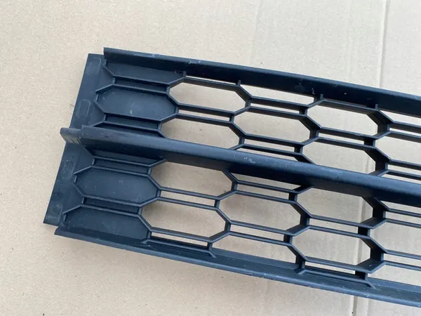 Griglia Paraurti Anteriore SKODA OCTAVIA III 5E0853677J image 3