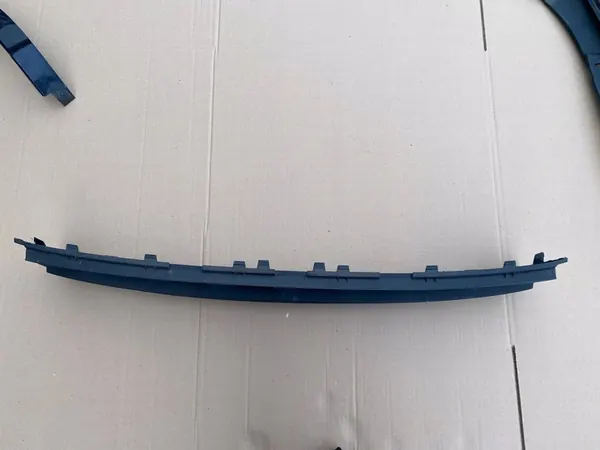 Griglia Paraurti Anteriore SKODA OCTAVIA III 5E0853677J image 6