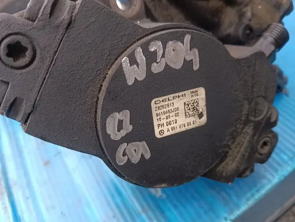 Bomba de combustible Mercedes W204 W212 Vito 2.2 CDI A6510700601 image 2
