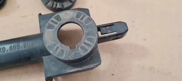 A6 C8 4K Kylarfäste 4K0805201 A7 4K image 5