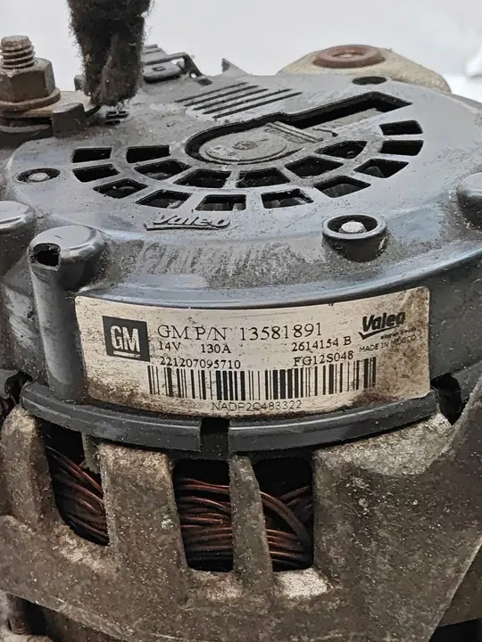 Vaihtovirtageneraattori Opel Meriva B 1.4 T OE 13581891 image 4