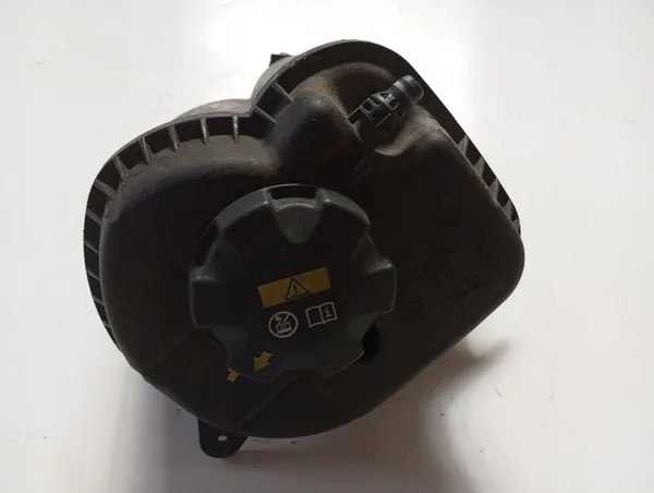 Expansionsbehållare BMW X6 X6M F16 8621092 image 3