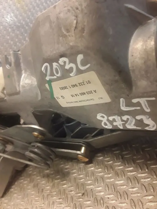 Mercedes-Benz C W203 Styrväxeldel OEM 2034601416 image 4