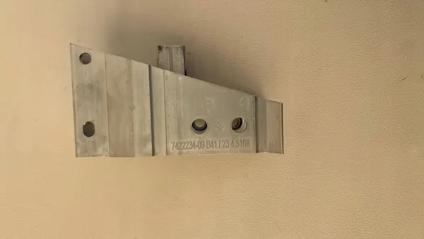 BMW 3 G20 G21 Höger Adapter 51117422234 image 2