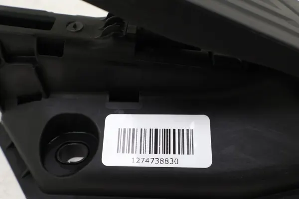 Maserati Grecale gaspedal OEM 06701567520 image 7