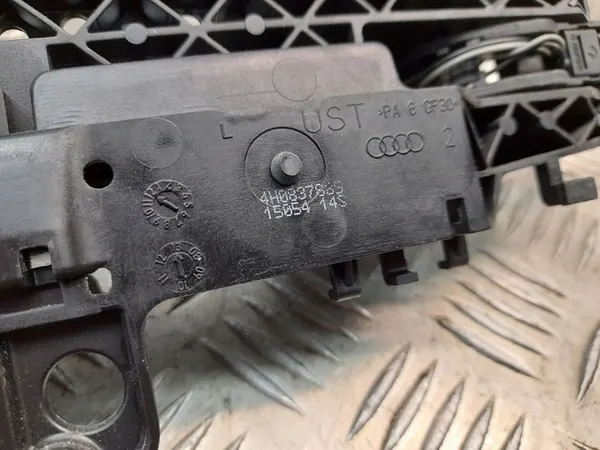 Audi OE 4H0837205B ovenkahva LED kromi Kessy image 3