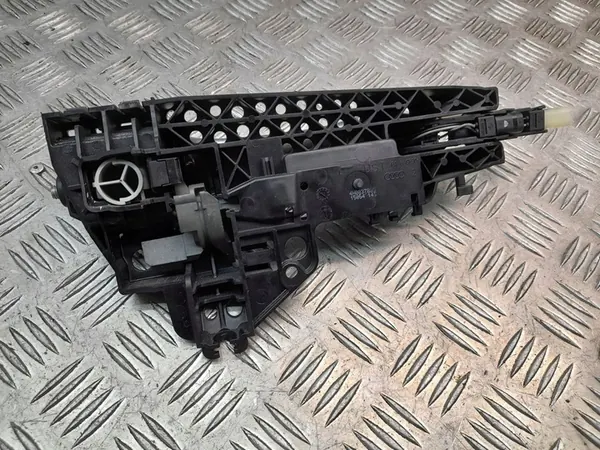 Audi OE 4H0837205B ovenkahva LED kromi Kessy image 6