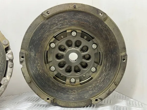 Conjunto de embreagem Audi A4 S4 B9 2016 0CS141117F image 4