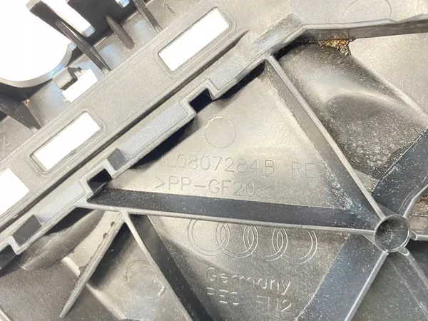 Supporto paraurti anteriore destro Audi Q7 2007-2015 OEM image 4