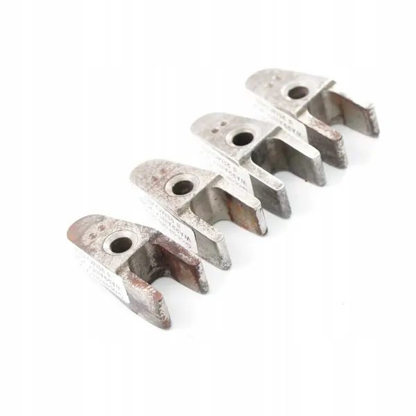 MERCEDES VITO Injektorfäste OM646 image 5