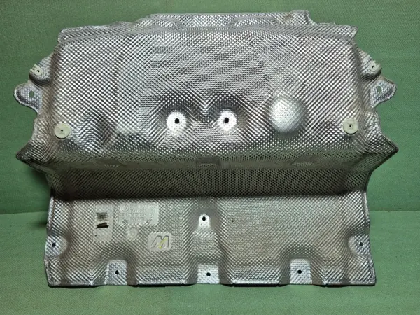 Écran thermique silencieux BMW M3 G80 G81 OEM 8074689 image 2