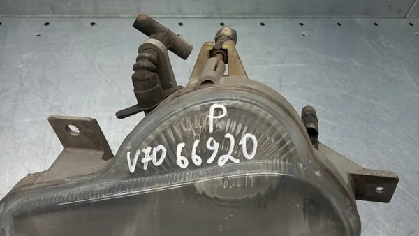 Farol direito Volvo V70 00-04R 8620229 image 2