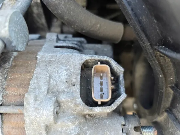 Vaihtovirtageneraattori Mitsubishi Lancer VIII 1.5 image 2