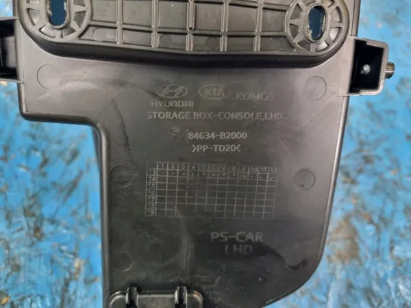 Kia Soul 2 Armsteun OEM SOUL 2 PODŁOKIETNIK 13-19 image 6