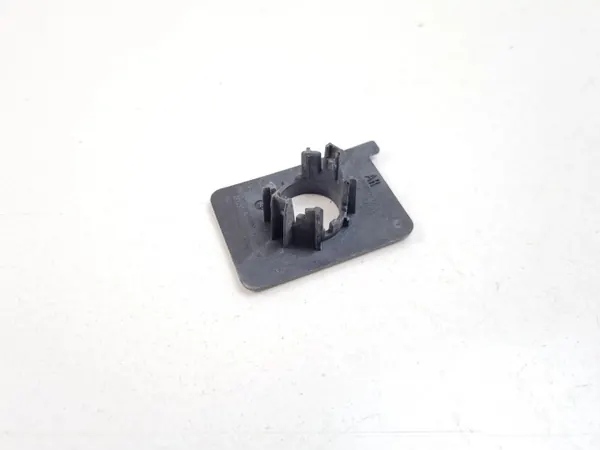 OEM 4KE919268C Parksensor-Halterung Frontstoßstange image 2