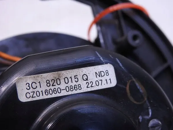 Ventilador VW Golf VI OEM 3C1820015Q - Usado image 6