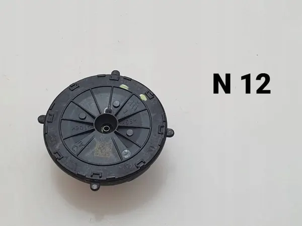 Audi Q2 Elektrische spiegelmotor OEM 81A959577 image 2