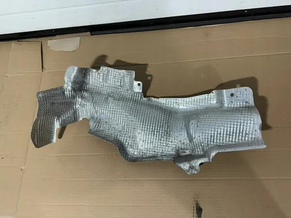 Escudo térmico OEM Mercedes Citan W420, Kangoo IV image 4