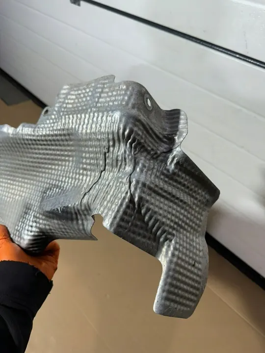 Escudo térmico OEM Mercedes Citan W420, Kangoo IV image 8