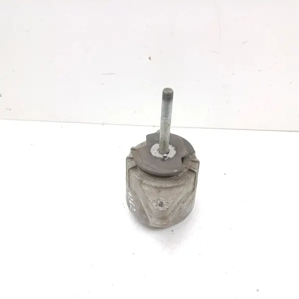 Porsche Panamera (970) 2011 Left Front Engine Mount image 6